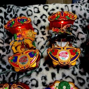 Mr. Christmas Musical "Worlds Fair" Carousel